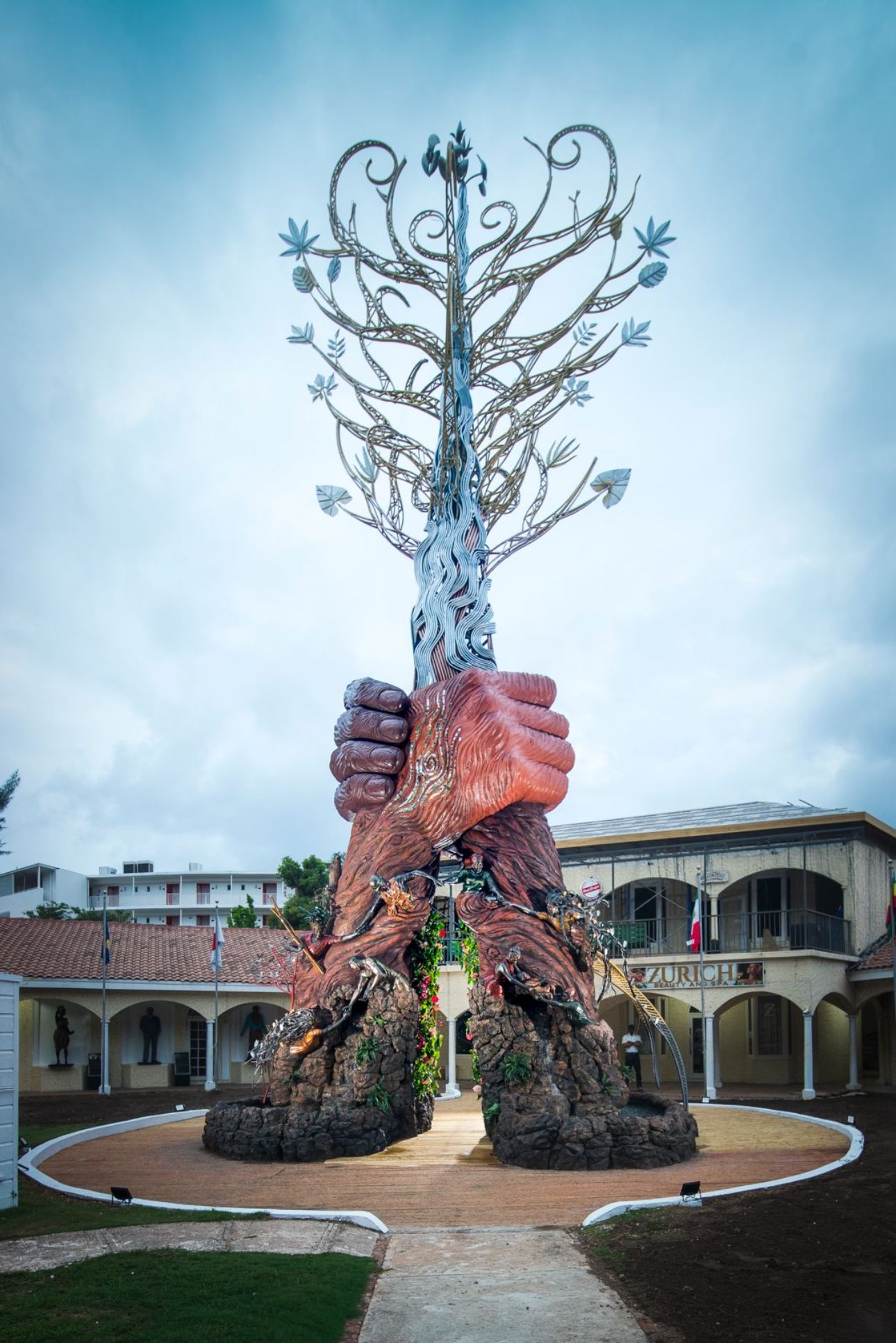 The monument by day